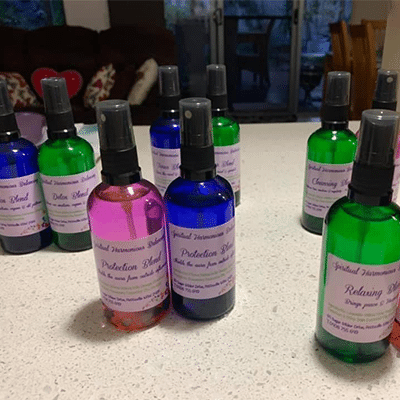 100% pure essential oils: Focus blend, Cleansing blend Relaxing Blend, Detox blend & Protection blend.
